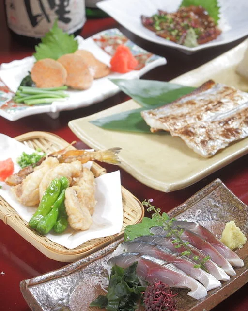 《新大久保・大久保グルメ》本格そばと日本料理を堪能【公式】百人町 近江家 | 新大久保で本格そばとサクサク天ぷらを堪能
